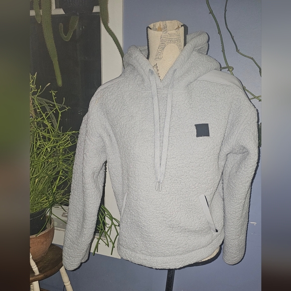 Under armour sherpa sweater - Picture 1 of 7